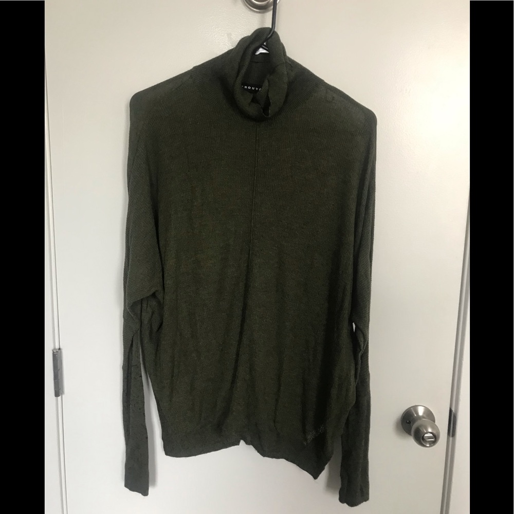 Very thin forest green turtleneck